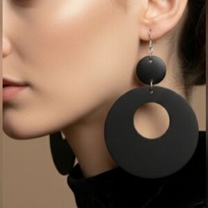 Large natural wood hoop earrings, boho chic style. 10 cm.